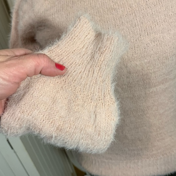 Soft fuzzy white sweater Made with Love - Picture 3 of 5